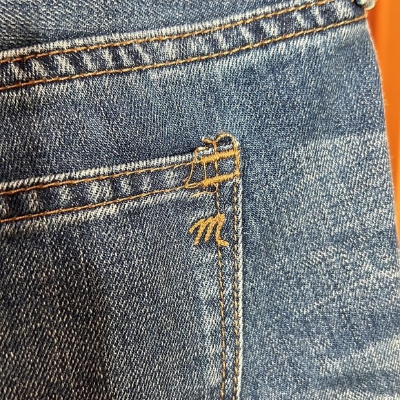 Madewell High-Rise Denim Shorts in Glenoaks Wash: Cutoff Edition Size 24 - Picture 9 of 11